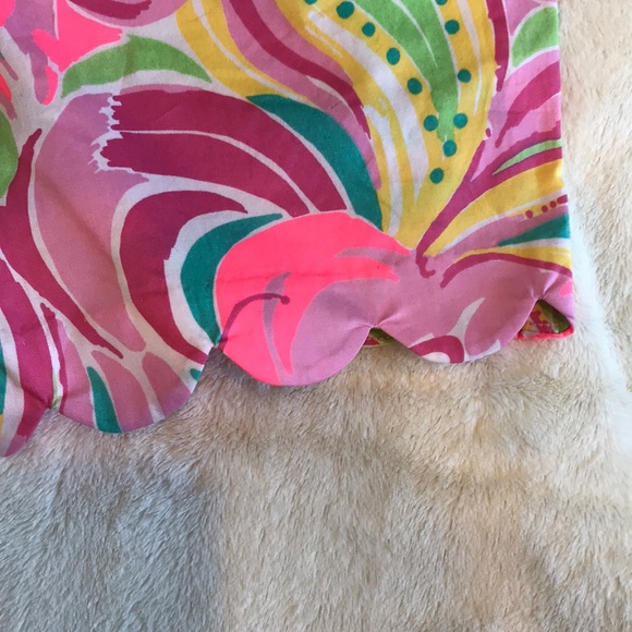 Women’s Lilly Pulitzer Scallop Shorts Size 00 NWOT - Picture 6 of 8